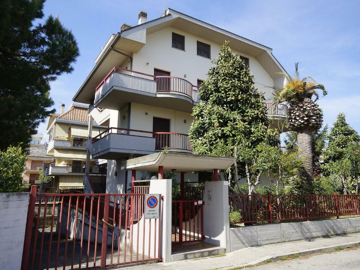 Apartment Magnolia By Interhome Porto d'Ascoli Zewnętrze zdjęcie